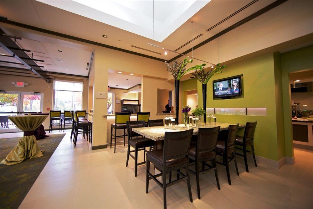 Hilton Garden Inn Raleigh Durham Airport Моррисвилл Экстерьер фото