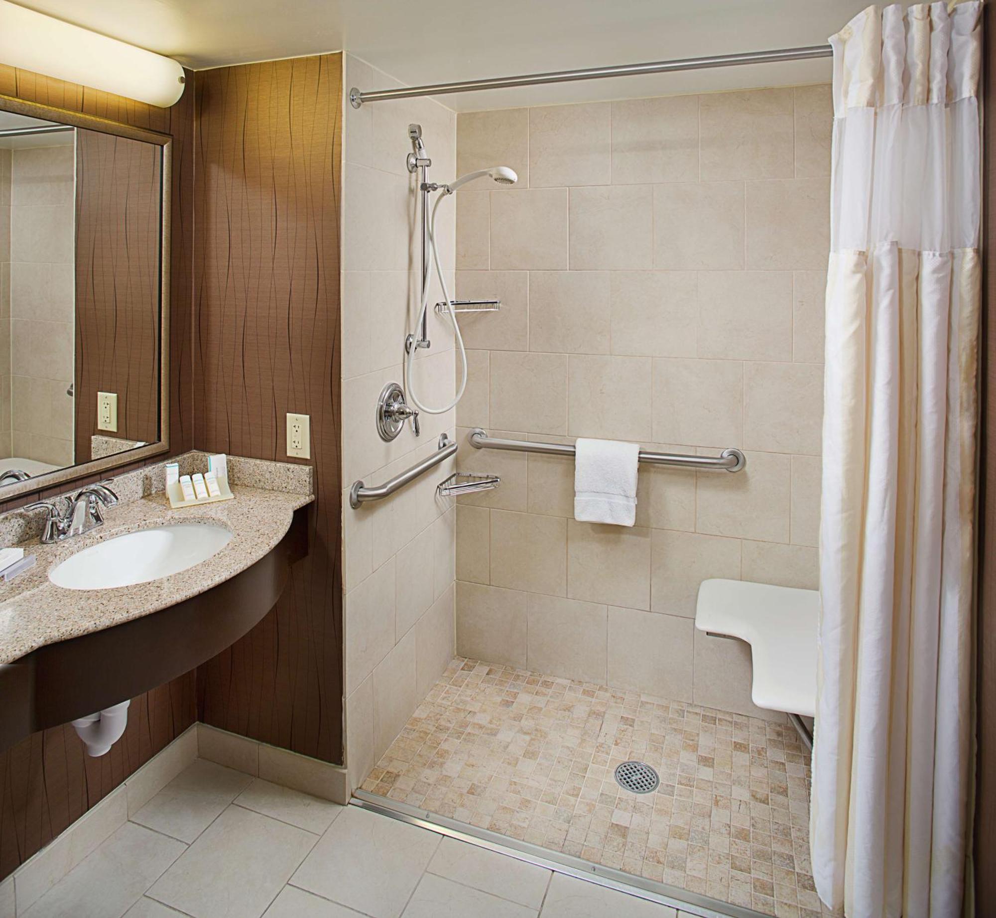 Hilton Garden Inn Raleigh Durham Airport Моррисвилл Экстерьер фото