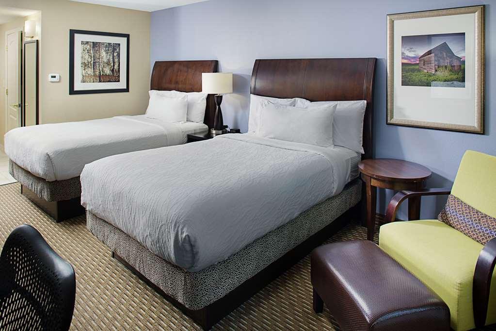 Hilton Garden Inn Raleigh Durham Airport Моррисвилл Номер фото
